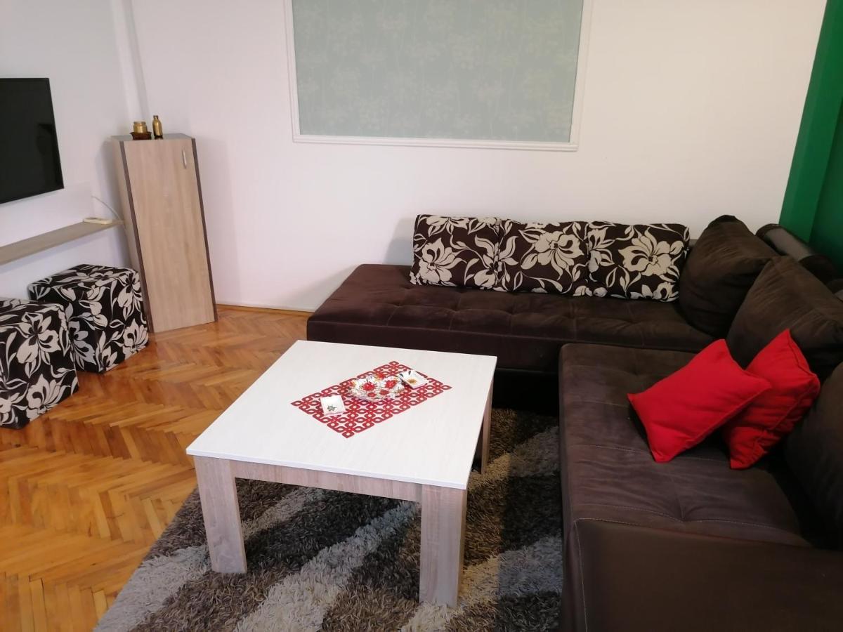 Apartman Centar Kruševac Exterior foto