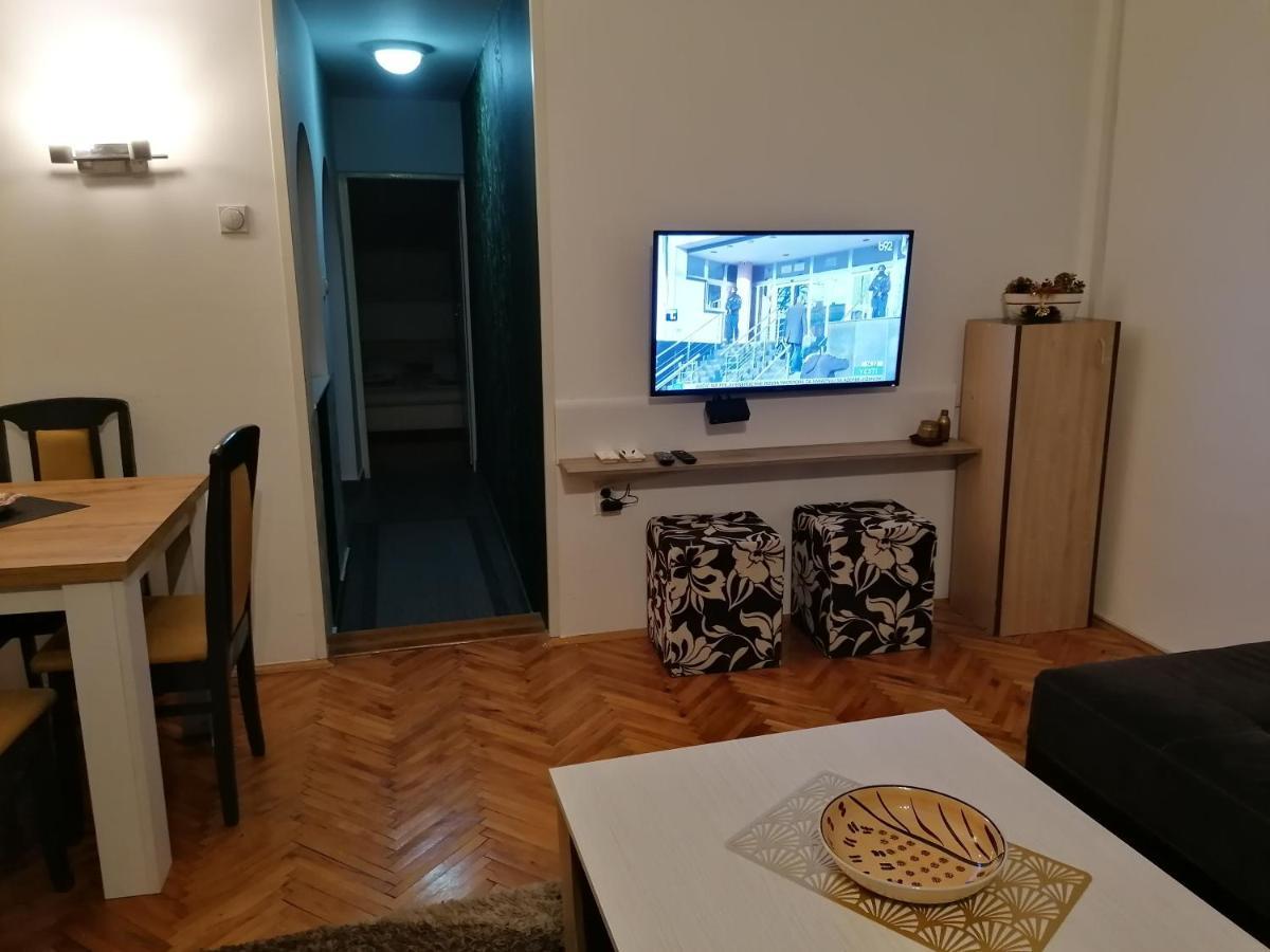 Apartman Centar Kruševac Exterior foto